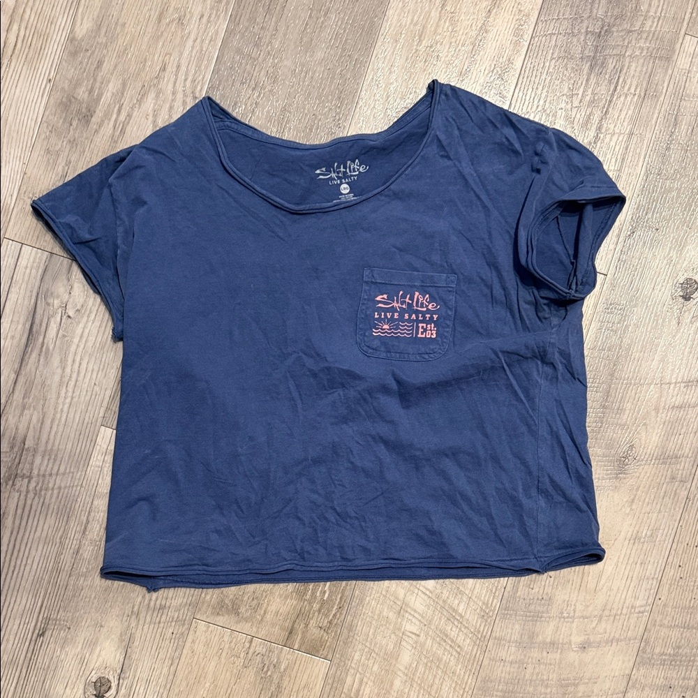 Salt Life Women’s Navy Tee with Pink Pocket Graphic
